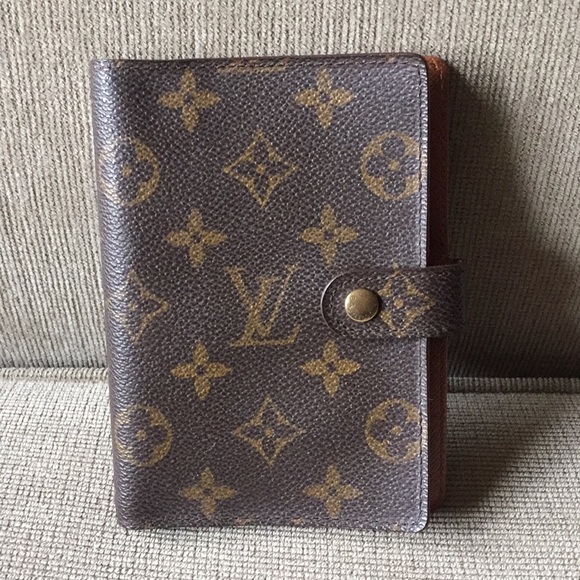 Louis Vuitton Accessories - Louis Vuitton agenda pm